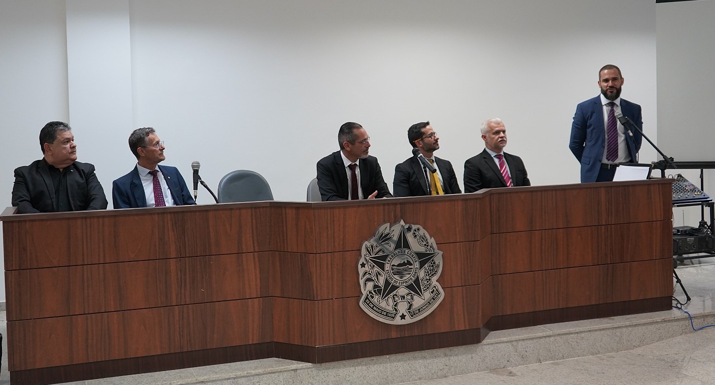 Presidente da Câmara prestigia posse de novo chefe da Delegacia da PF em São Mateus